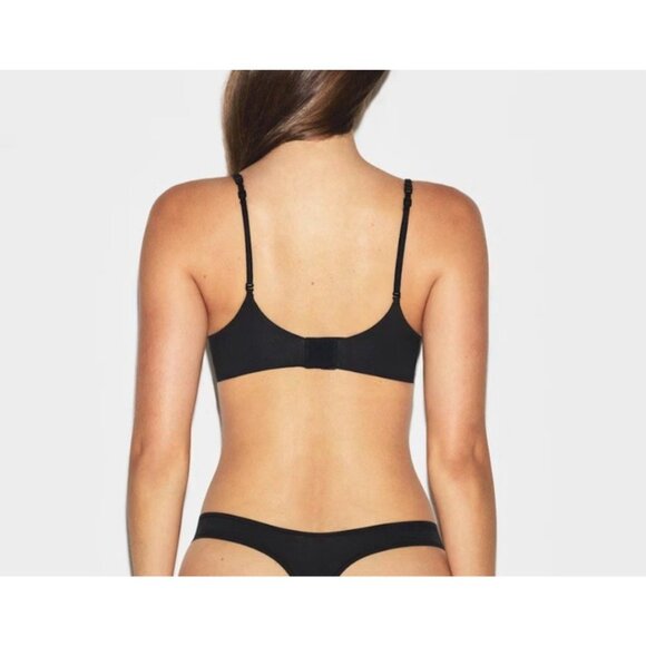 Skims Women's Ultimate Push Up Plunge Bra 38C Black NWT - Picture 3 of 5